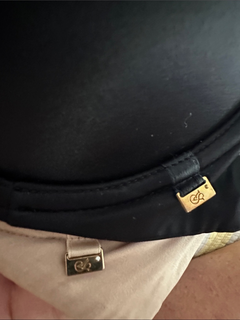 Victorias Secret “Very Sexy” Strapless Bras - Black and Nude (2) 36D - Picture 3 of 3